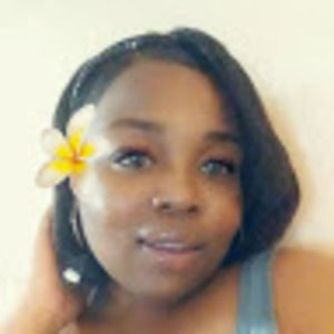 Meet your Posher, Mercedes